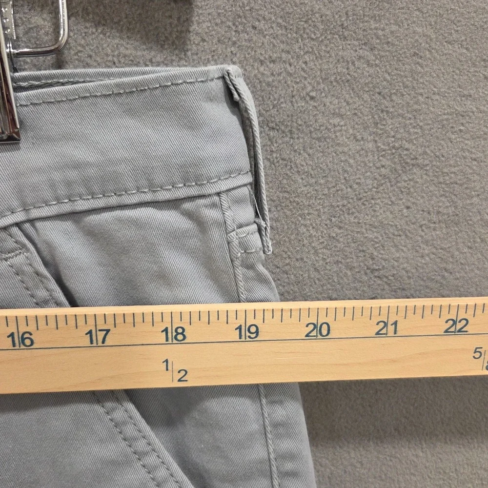 Levi's Signature Jeans Men's 38x 30 Grey S67 Athletic Levi Strauss Co Zip Pocket